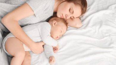 anne-bebek-uyku-rutinleri-saglikli-gelisim-icin-oneriler