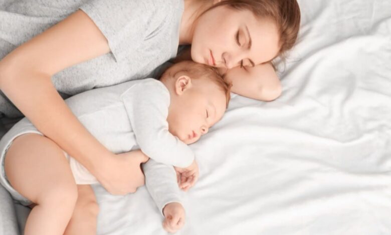 anne-bebek-uyku-rutinleri-saglikli-gelisim-icin-oneriler
