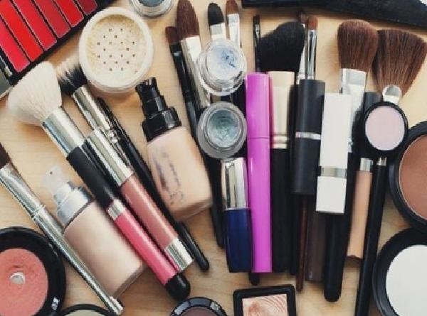 Makyaj Malzemelerinin Uzun Ömürlü Kullanımı İçin İpuçları