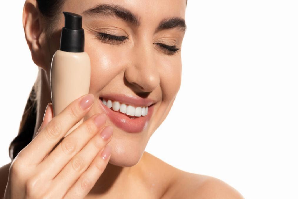 Clean Girl Makyaj Stili: Yazın Ferah ve Doğal Güzelliği