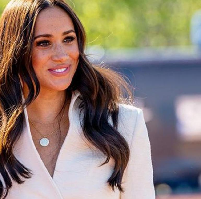 2025 Yılına Dair Astrolojik Tahminler: İngiliz Kraliyet Ailesi Üzerine Analiz