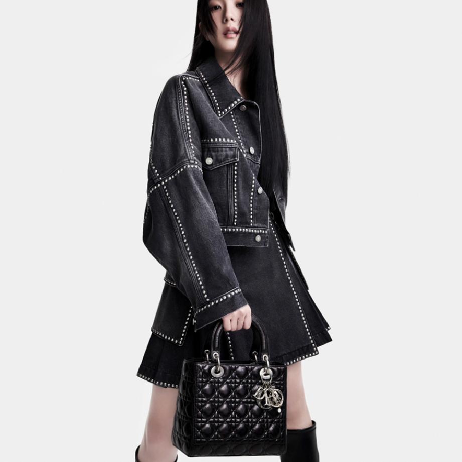Dior'un İkonik Lady Dior Çantası