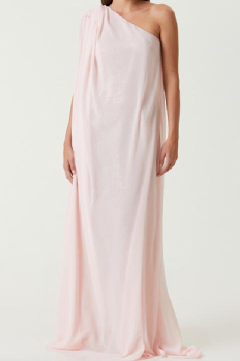 2025 Moda Renk Trendleri ve Öne Çıkan Parçalar