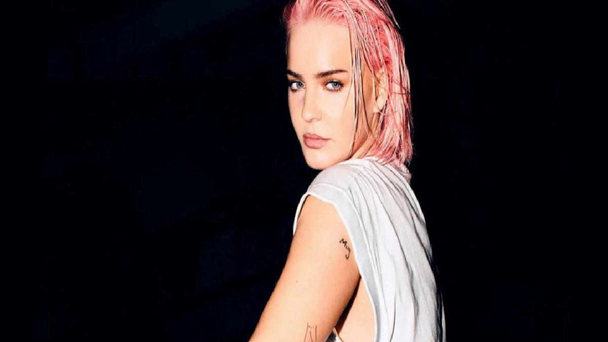 Anne-Marie'den Mutlu Haber