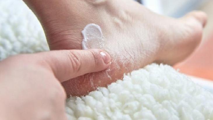 Ayak Bakımında Doğal Yöntemler ve İpuçları