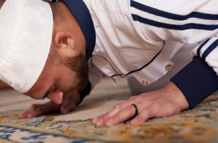 Berat Gecesi'nde Kılınacak 100 Rekatlık Namaz
