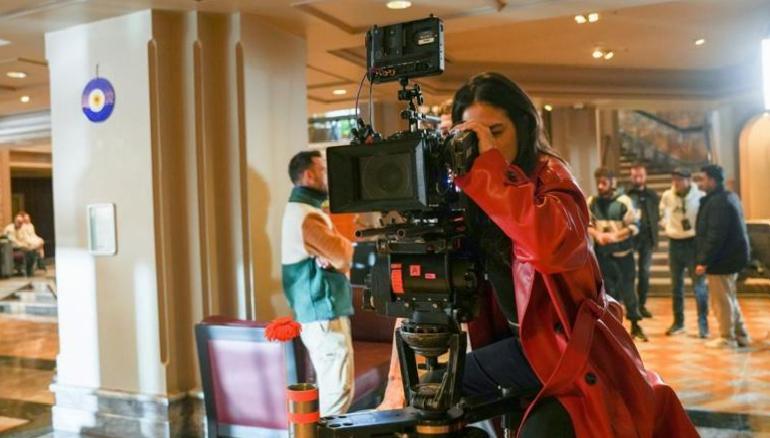 Eşref Rüya: Çağatay Ulusoy ve Demet Özdemir'in Yeni Aşk Hikayesi