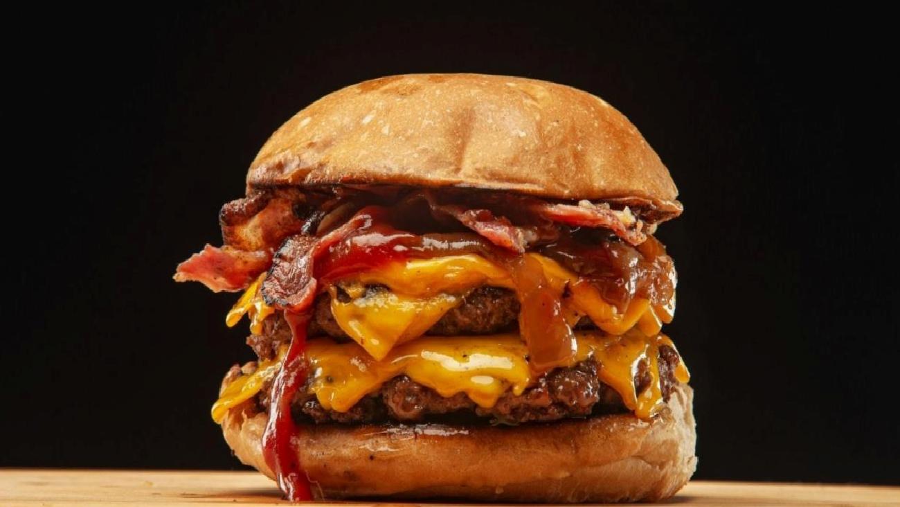 Ev Yapımı Cheeseburger Tarifi