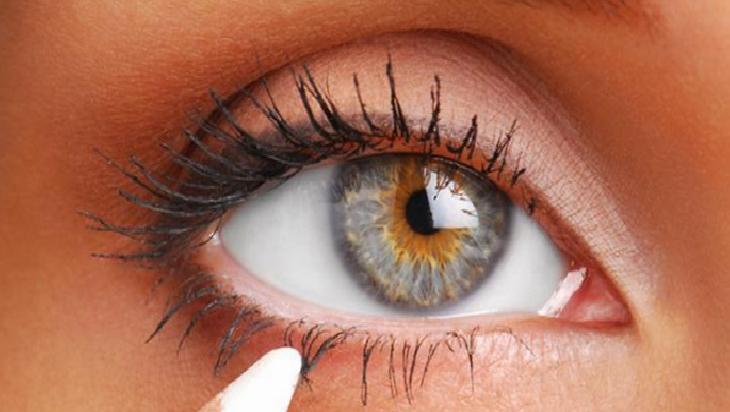Göz Kalemi Kullanımında Dikkat Edilmesi Gerekenler