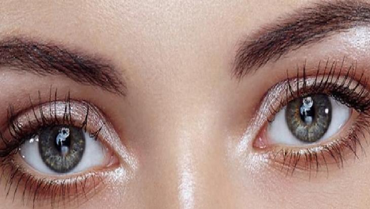 Göz Kalemi Kullanımında Dikkat Edilmesi Gerekenler