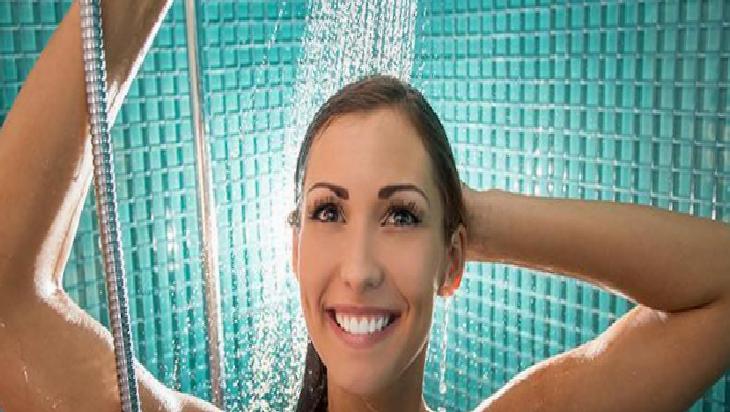 Islak Saçları Taramanın Etkileri ve Dikkat Edilmesi Gerekenler