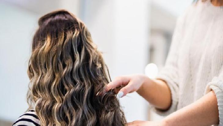 Saç Parfümlerinin Sağlığa Etkileri ve Doğal Alternatifler