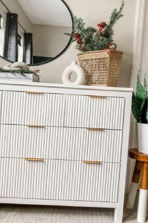 Şifonyer: Ev Dekorasyonunda Fonksiyonel ve Estetik Seçenekler