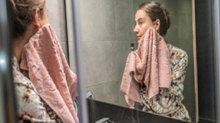 Stace Fizzy'nin Kırışıklıklara Karşı Doğal Çözümü