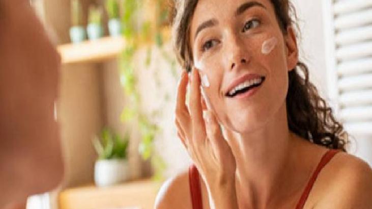 Stace Fizzy'nin Kırışıklıklara Karşı Doğal Çözümü