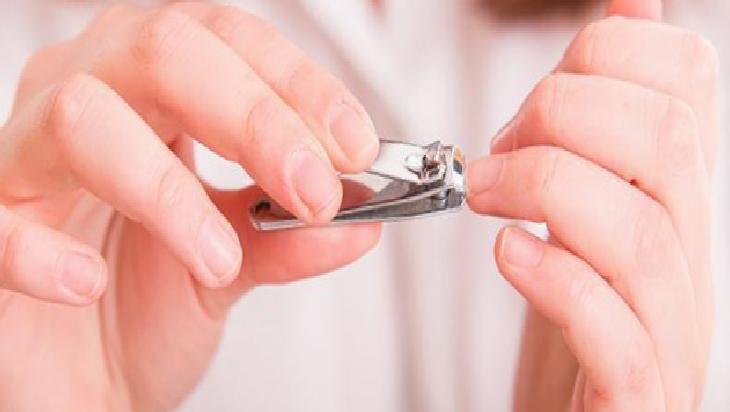 Tırnak Bakımında Aseton ve Doğal Yağların Faydaları