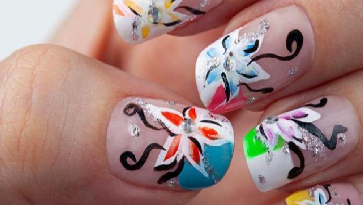 Tırnak Bakımında Aseton ve Doğal Yağların Faydaları