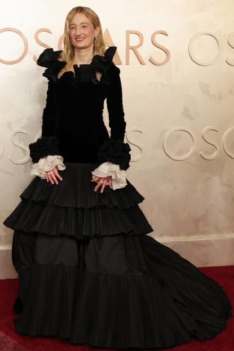 2023 Yılında Ünlülerin Kırmızı Halı Şıklığı