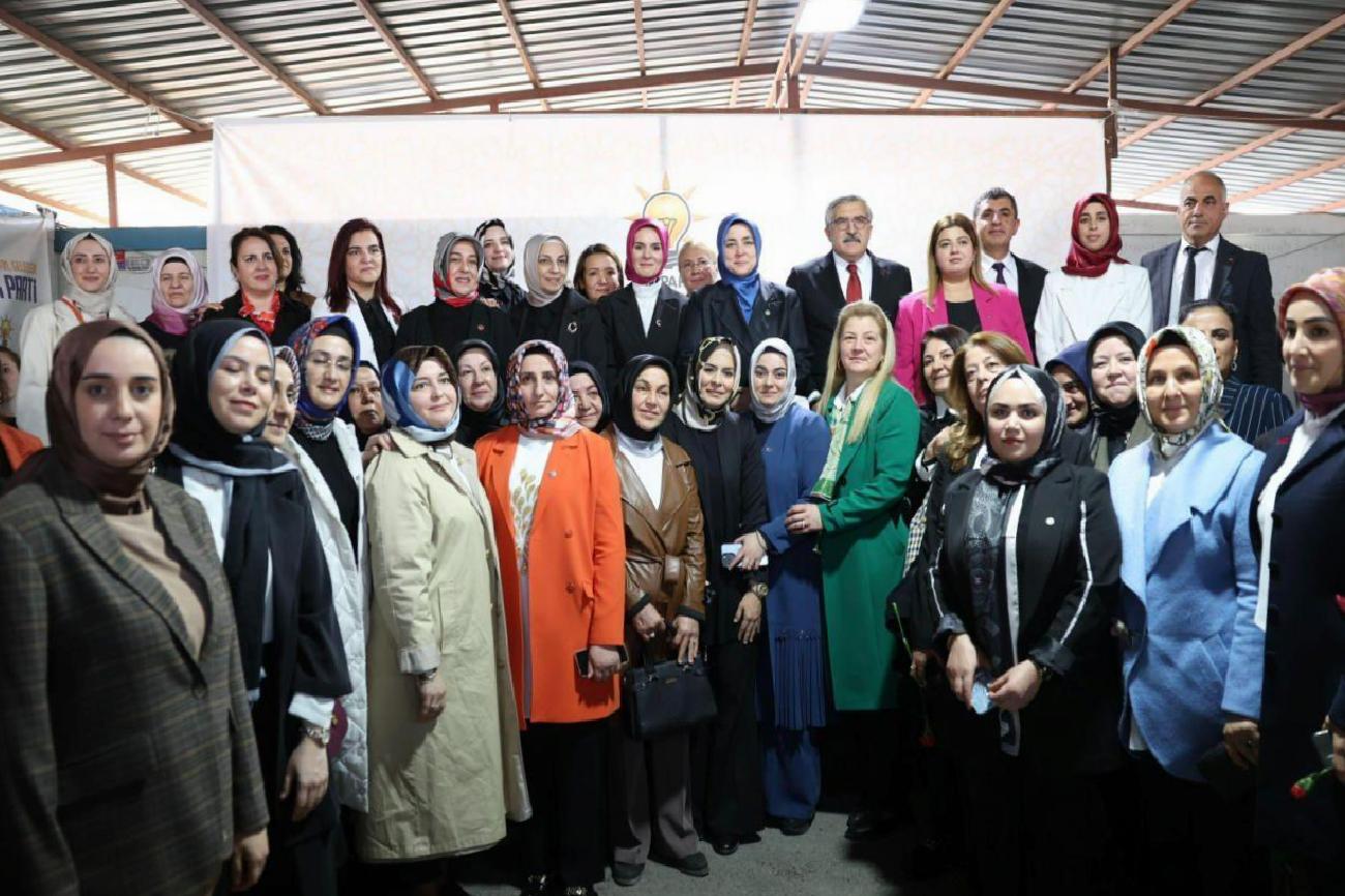 Aile ve Sosyal Hizmetler Bakanı Mahinur Özdemir Göktaş, Hatay'da 'İş'te Kadın Kardeşim Projesi'ni Tanıttı