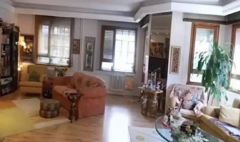 Attila Atasoy'un Sanat Dolu Evi: Gezgin Ruhun Eşsiz Dokunuşları