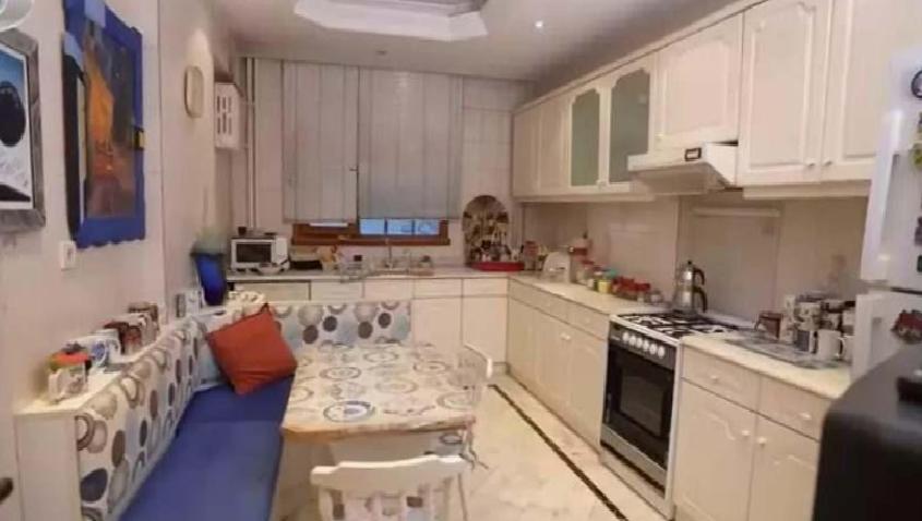 Attila Atasoy'un Sanat Dolu Evi: Gezgin Ruhun Eşsiz Dokunuşları