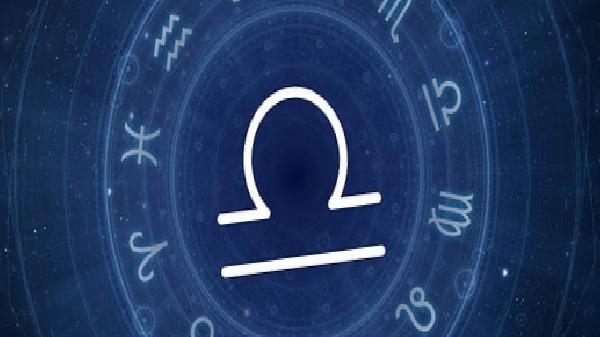 Burçların Görücü Usulü Buluşması: Aşk ve Uyum