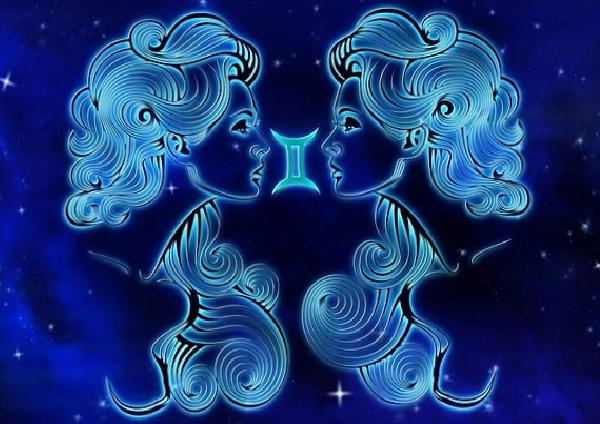 Burçların Görücü Usulü Buluşması: Aşk ve Uyum