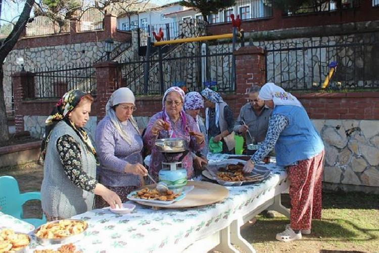 Dibile Tatlısı: İzmir'in Geleneksel Lezzeti