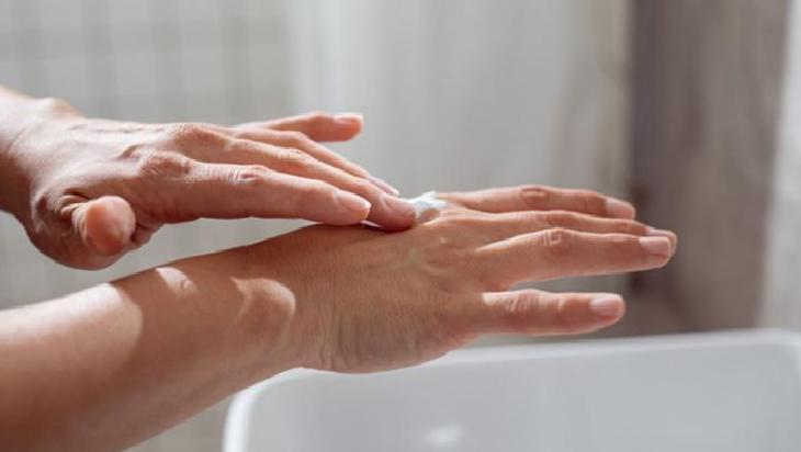 Doğal El Kremleri ile Cilt Bakımı: Evde Kolay Tarifler