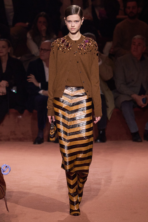Fendi'nin 100. Yılına Özel Defile: Moda ve Geleneklerin Buluşması