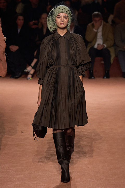 Fendi'nin 100. Yılına Özel Defile: Moda ve Geleneklerin Buluşması