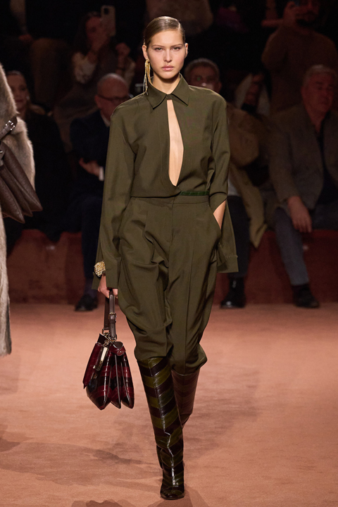 Fendi'nin 100. Yılına Özel Defile: Moda ve Geleneklerin Buluşması