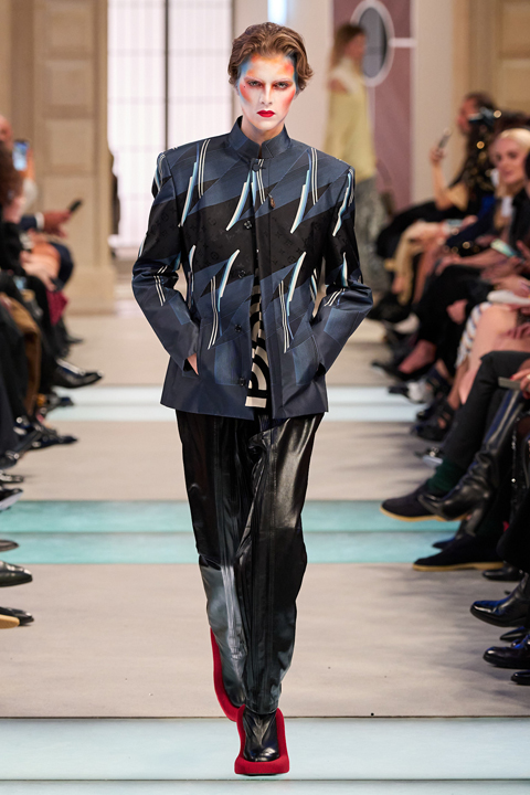 Louis Vuitton'un Çağdaş Yolculuğu: Kraftwerk ile Özel İş Birliği