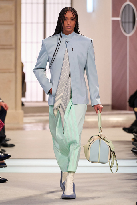 Louis Vuitton'un Çağdaş Yolculuğu: Kraftwerk ile Özel İş Birliği