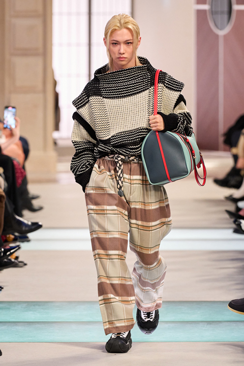 Louis Vuitton'un Çağdaş Yolculuğu: Kraftwerk ile Özel İş Birliği