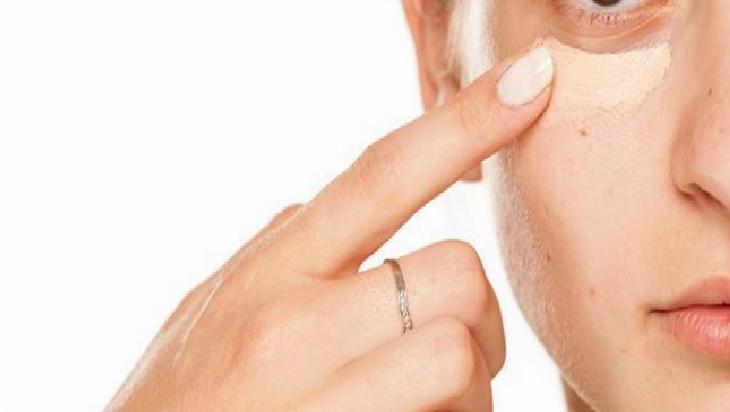 Makyaj Ürünlerinin Kullanım Süreleri ve Sağlık Önlemleri