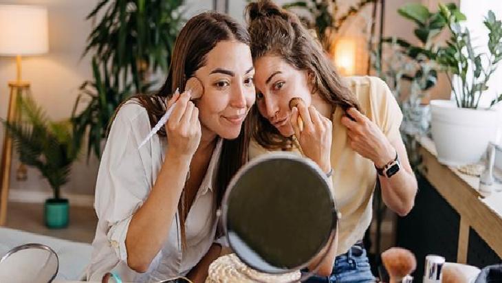 Makyaj Ürünlerinin Kullanım Süresi ve Sağlık Riskleri