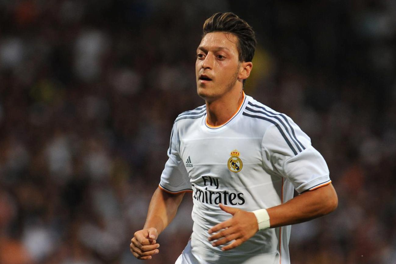 İftara Koşan Özil
