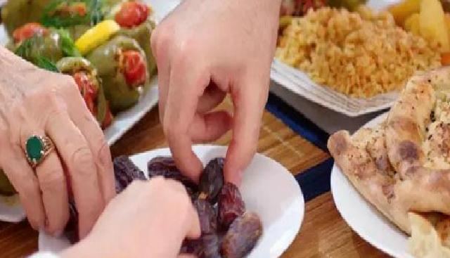 Hurmayla Oruç Açmanın Dini Boyutu