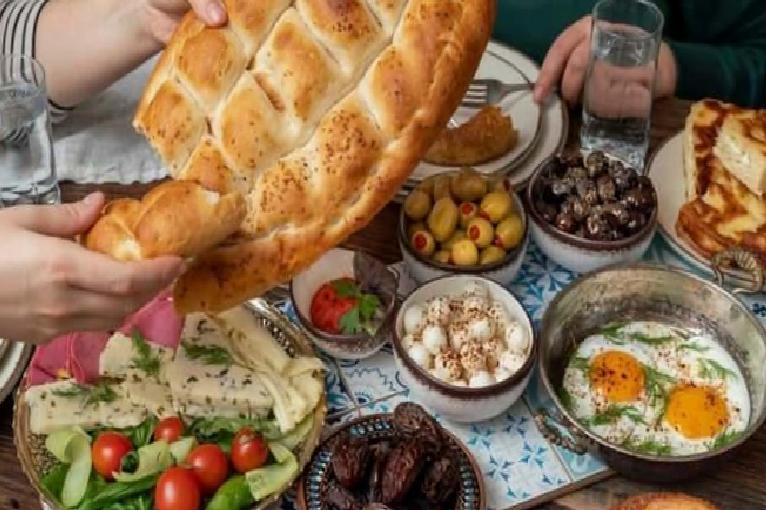 Sahurda Aşırı Yağlı Yemeklerden Uzak Durun