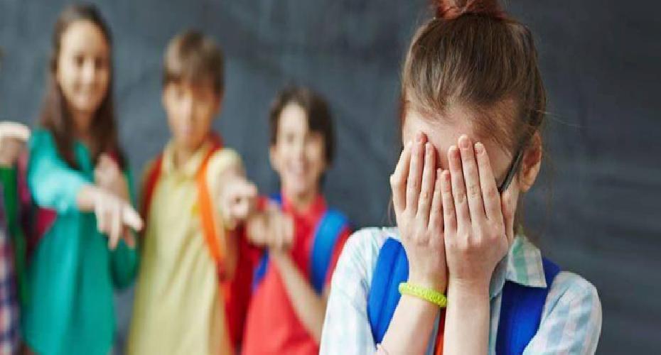 Akran Zorbalığı: Ciddi Bir Sorun ve Çözüm Yolları