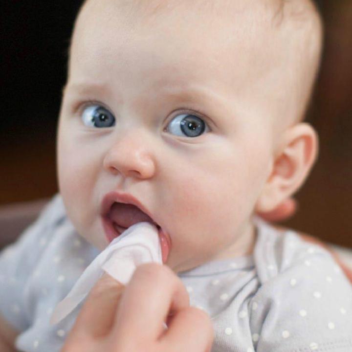 Bebeklik Döneminde Ağız ve Diş Bakımı