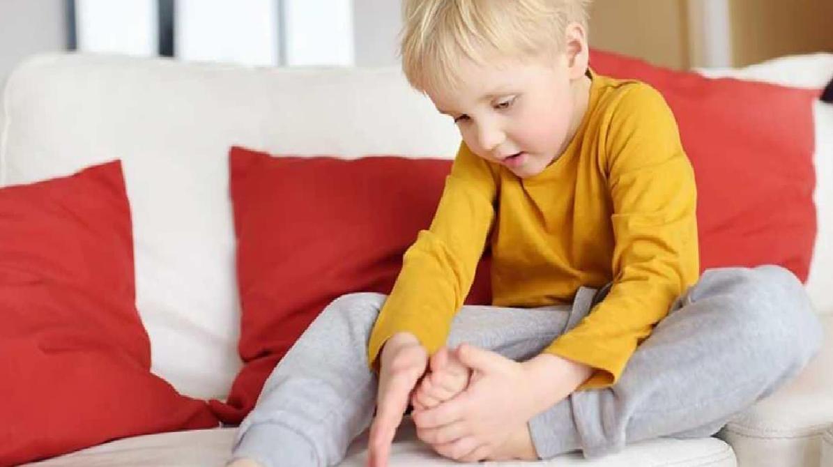 Büyüme Ağrıları: Nedenleri, Belirtileri ve Tedavisi