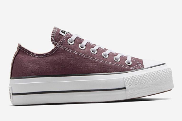 2. Nike Air Force 1 07 Essentials Trend Kadın Beyaz Sneaker