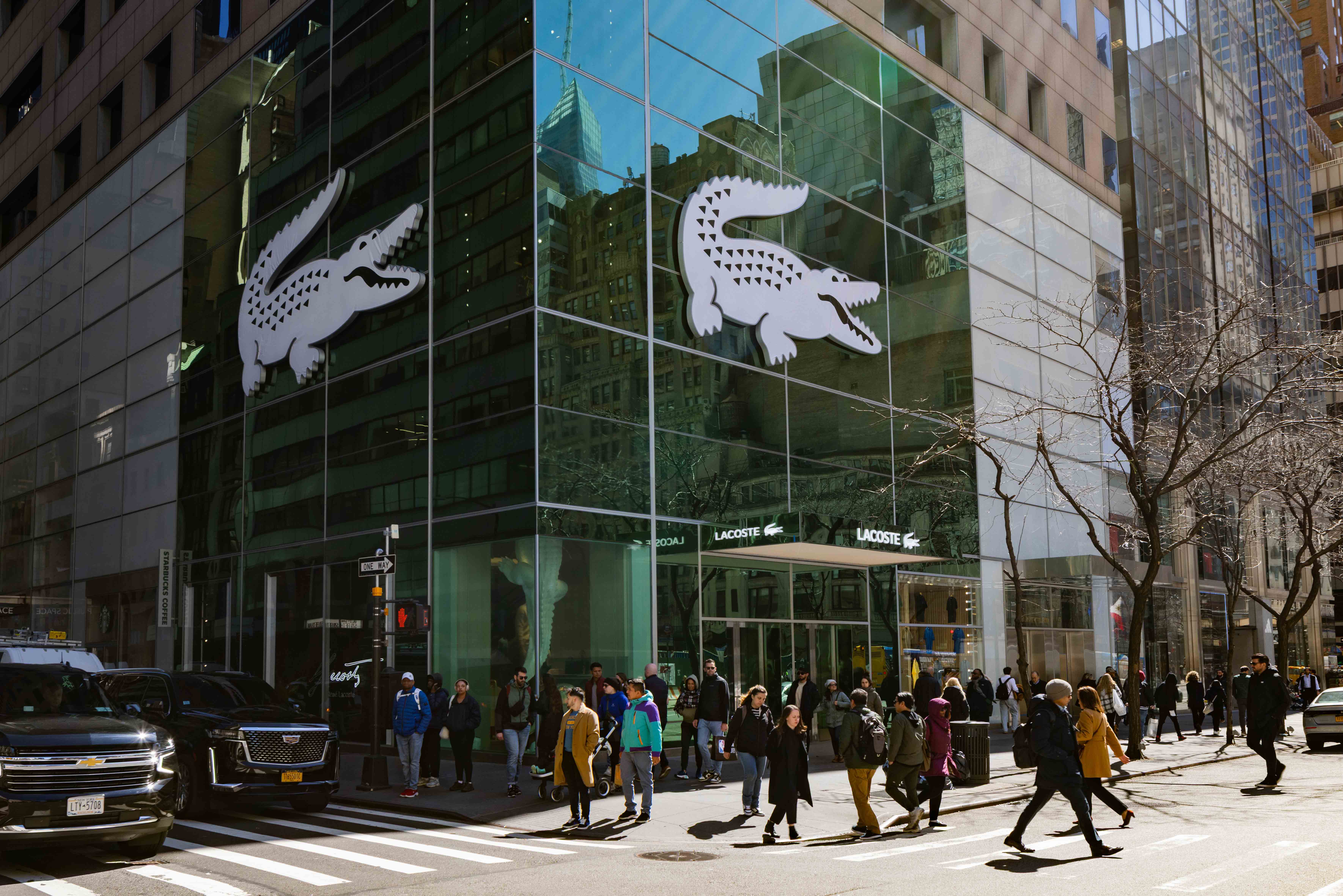 Lacoste, New York'taki Yeni Flagship Mağazasının Açılışını Gerçekleştirdi