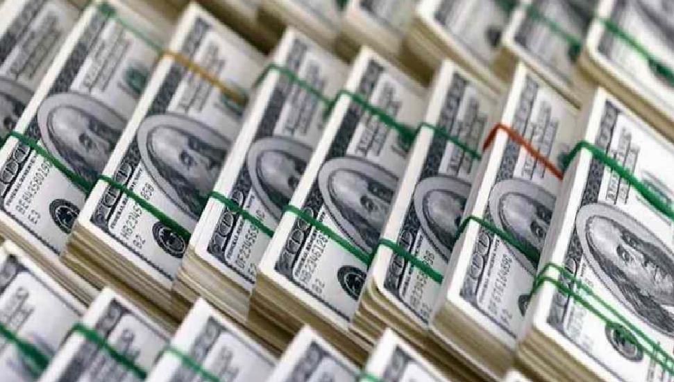 ABD Chicago'da Para Taşıma Aracında Şaşırtıcı Olay: Yoldan 11 Milyon TL'lik Nakit Saçıldı