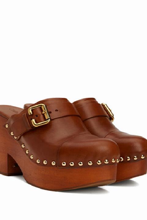 Bale Sneakers: Zarafet ve Sporun Buluşması