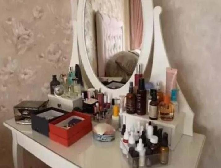 Evrim Akın ile Ev Gezmesi'nde Seda Aktuğlu'nun Şık Evi Tanıtıldı