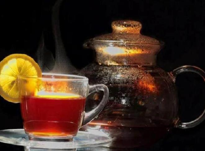 Her Gün Çayınıza Bir Dilim Limon Atmanın Faydaları