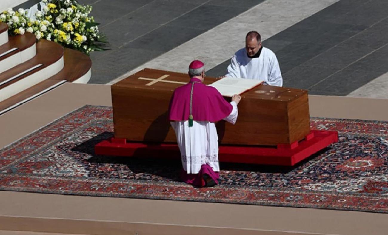 21 Nisan'da hayatını kaybeden Papa Franciscus için düzenlenen cenaze töreni ve detaylar